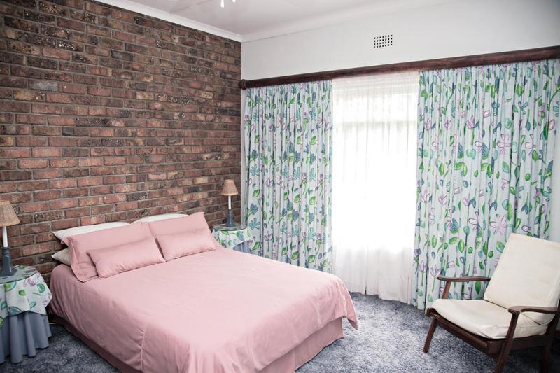 5 Bedroom Property for Sale in Douglas Northern Cape